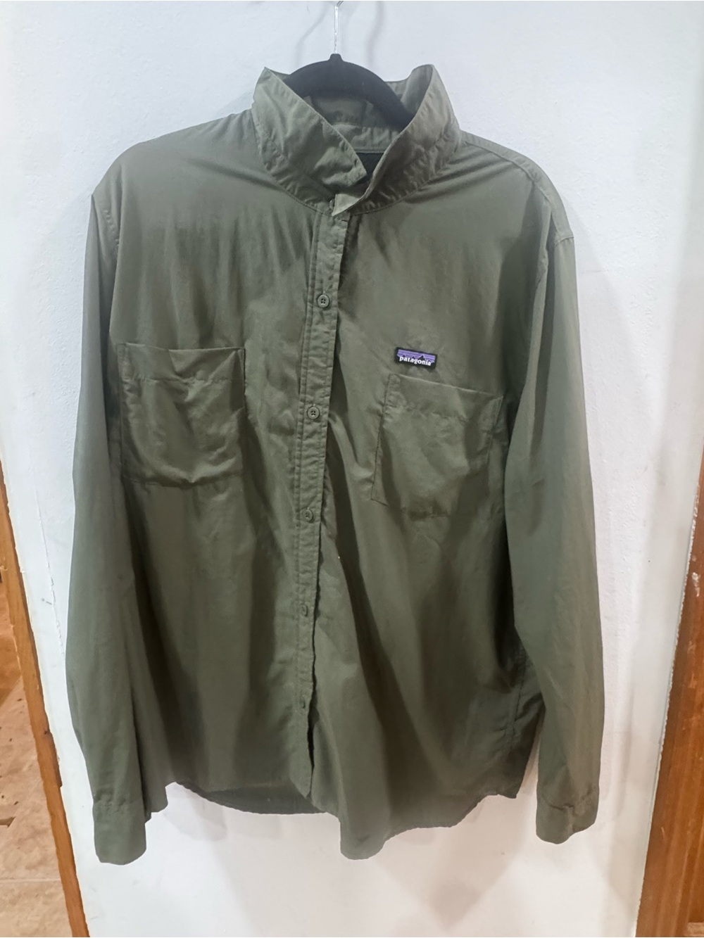 Patagonia Olive Green Vented Long Sleeve Button Up Shirt XL